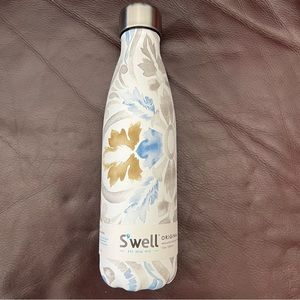 Swell 17oz insulated bottle